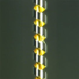MEMSスプリング