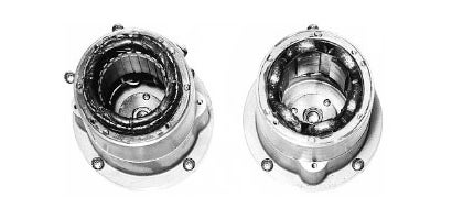 Distributed winding stator and six-coil concentrated winding stator